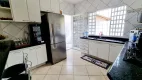 Foto 9 de Casa com 4 Quartos à venda, 360m² em Parque Anhangüera, Goiânia