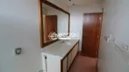 Foto 8 de Apartamento com 3 Quartos para alugar, 320m² em Osvaldo Rezende, Uberlândia