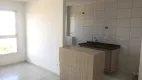 Foto 2 de Apartamento com 3 Quartos à venda, 60m² em Champagnat, Londrina