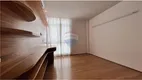 Foto 13 de Apartamento com 3 Quartos para alugar, 240m² em Higienópolis, São Paulo