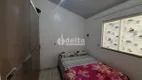 Foto 12 de Casa com 4 Quartos para alugar, 500m² em Presidente Roosevelt, Uberlândia