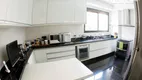 Foto 27 de Apartamento com 4 Quartos à venda, 207m² em Morumbi, São Paulo
