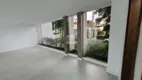 Foto 14 de Casa com 4 Quartos para alugar, 330m² em Moema, São Paulo