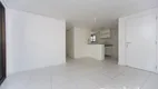 Foto 3 de Apartamento com 2 Quartos para alugar, 75m² em Meireles, Fortaleza