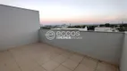 Foto 3 de Cobertura com 4 Quartos para alugar, 140m² em Tubalina, Uberlândia