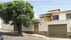 Foto 2 de Casa com 4 Quartos à venda, 252m² em Vigilato Pereira, Uberlândia