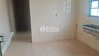 Foto 12 de Casa com 3 Quartos para alugar, 286m² em Brasil, Uberlândia