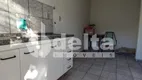 Foto 12 de Casa com 3 Quartos à venda, 170m² em Santa Mônica, Uberlândia
