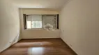 Foto 18 de Apartamento com 3 Quartos à venda, 220m² em Higienópolis, São Paulo