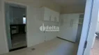 Foto 12 de Casa de Condomínio com 4 Quartos à venda, 313m² em Morada da Colina, Uberlândia