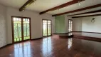 Foto 4 de Casa com 5 Quartos à venda, 500m² em Centro, Araguari