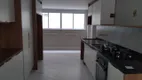 Foto 15 de Apartamento com 3 Quartos para alugar, 138m² em Jardins, São Paulo