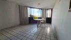 Foto 2 de Apartamento com 3 Quartos à venda, 220m² em Candelária, Natal