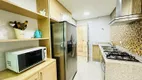 Foto 11 de Apartamento com 3 Quartos à venda, 120m² em Balneário Guarujá , Guarujá