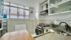 Foto 8 de Apartamento com 3 Quartos à venda, 126m² em Gonzaga, Santos