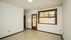 Foto 4 de Apartamento com 3 Quartos para alugar, 70m² em Petrópolis, Porto Alegre