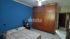 Foto 7 de Casa com 2 Quartos à venda, 169m² em Daniel Fonseca, Uberlândia