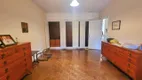 Foto 12 de Casa com 4 Quartos à venda, 280m² em Pacaembu, São Paulo