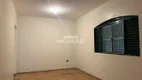 Foto 3 de Casa com 5 Quartos para alugar, 210m² em Santa Mônica, Uberlândia