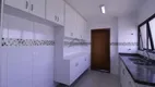 Foto 10 de Apartamento com 4 Quartos à venda, 197m² em Cambuí, Campinas