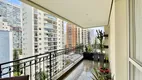 Foto 2 de Apartamento com 3 Quartos à venda, 200m² em Brooklin, São Paulo