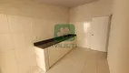Foto 10 de Casa com 3 Quartos para alugar, 130m² em Nossa Senhora Aparecida, Uberlândia