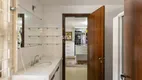 Foto 22 de Casa com 4 Quartos à venda, 310m² em Hugo Lange, Curitiba
