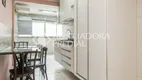 Foto 6 de Apartamento com 3 Quartos para alugar, 98m² em Vila Ipiranga, Porto Alegre