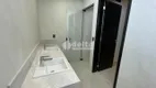 Foto 11 de Casa de Condomínio com 4 Quartos à venda, 258m² em Laranjeiras, Uberlândia