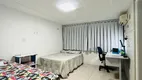 Foto 8 de Apartamento com 4 Quartos à venda, 318m² em Candelária, Natal