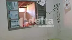 Foto 6 de Casa com 2 Quartos à venda, 50m² em Shopping Park, Uberlândia