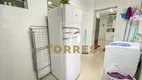 Foto 29 de Apartamento com 3 Quartos à venda, 100m² em Praia das Pitangueiras, Guarujá