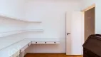 Foto 9 de Apartamento com 2 Quartos à venda, 65m² em Moema, São Paulo