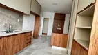 Foto 20 de Apartamento com 4 Quartos à venda, 250m² em Vitória, Salvador