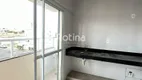 Foto 3 de Apartamento com 2 Quartos à venda, 48m² em Santa Mônica, Uberlândia