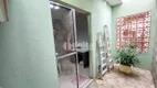 Foto 9 de Casa com 3 Quartos à venda, 151m² em Tubalina, Uberlândia