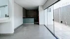 Foto 2 de Sobrado com 3 Quartos à venda, 130m² em Vida Nova, Uberlândia