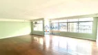 Foto 3 de Apartamento com 3 Quartos à venda, 220m² em Higienópolis, São Paulo