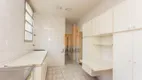 Foto 9 de Apartamento com 3 Quartos à venda, 202m² em Higienópolis, São Paulo