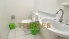 Foto 16 de Apartamento com 2 Quartos à venda, 90m² em Praia das Pitangueiras, Guarujá