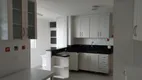 Foto 5 de Apartamento com 3 Quartos para alugar, 190m² em Jardim Europa, São Paulo