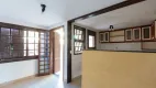 Foto 2 de Casa com 3 Quartos à venda, 281m² em Espiríto Santo, Porto Alegre