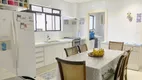Foto 9 de Apartamento com 3 Quartos à venda, 140m² em Praia das Pitangueiras, Guarujá