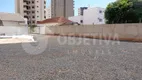 Foto 15 de Casa com 2 Quartos para alugar, 80m² em Martins, Uberlândia