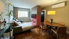 Foto 3 de Apartamento com 2 Quartos à venda, 75m² em Moema, São Paulo
