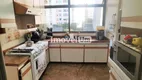 Foto 14 de Apartamento com 4 Quartos à venda, 240m² em Higienópolis, São Paulo