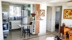 Foto 14 de Apartamento com 2 Quartos à venda, 65m² em Petrópolis, Porto Alegre