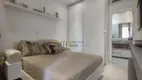 Foto 44 de Apartamento com 3 Quartos à venda, 177m² em Praia das Pitangueiras, Guarujá