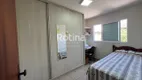 Foto 2 de Casa com 3 Quartos à venda, 210m² em São Jorge, Uberlândia