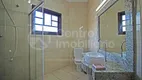 Foto 9 de Casa de Condomínio com 4 Quartos à venda, 350m² em Bougainvillee V, Peruíbe